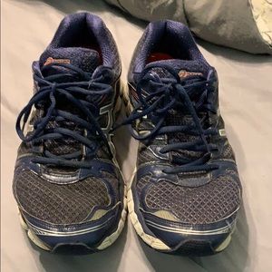 ASICS Gel-Evate 2 Size 12 Men’s